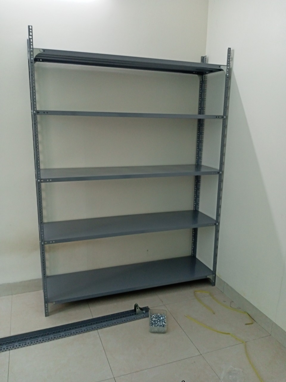 Kệ Sắt V Lỗ 5 Tầng C200 X D150 7