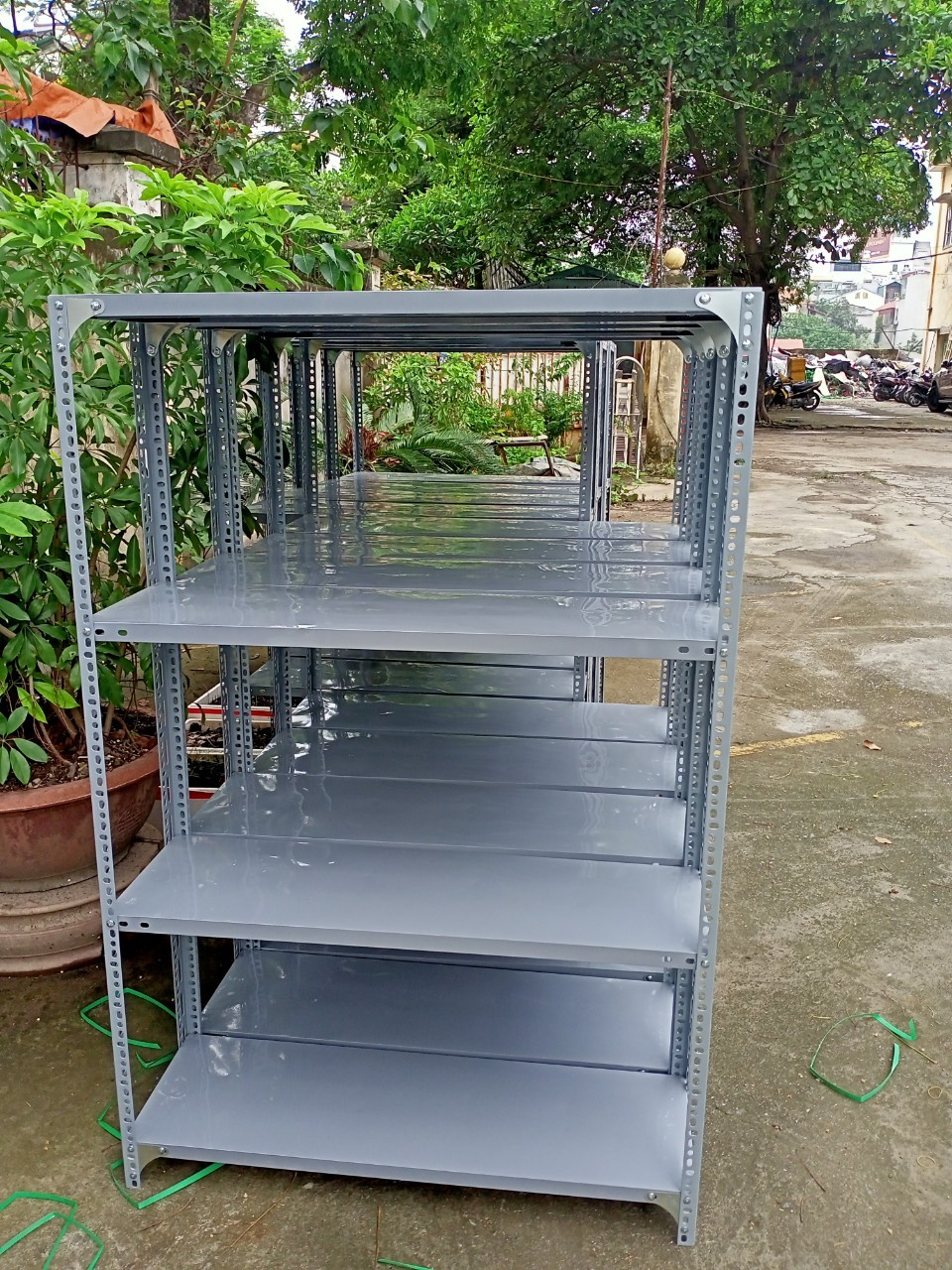 Kệ Sắt V Lỗ 4 Tầng C150 X D120 3