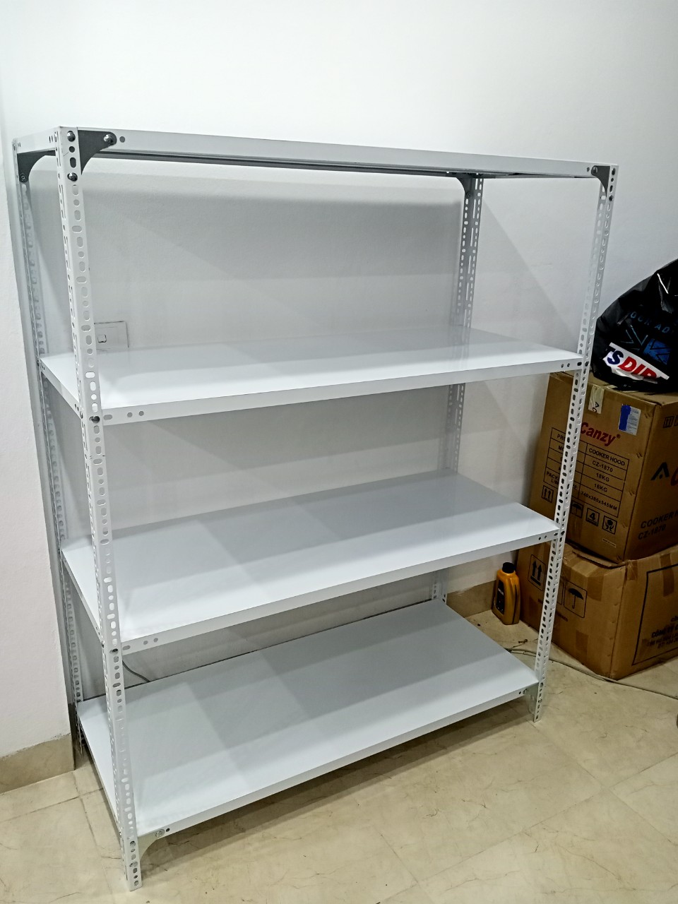 Kệ Sắt V Lỗ 4 Tầng C150 X D120 7