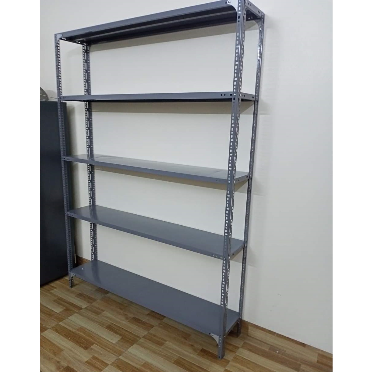 Kệ Sắt V Lỗ 5 Tầng C200 X D150 9